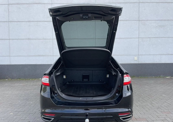 Ford Mondeo cena 78900 przebieg: 104000, rok produkcji 2019 z Czarnków małe 781